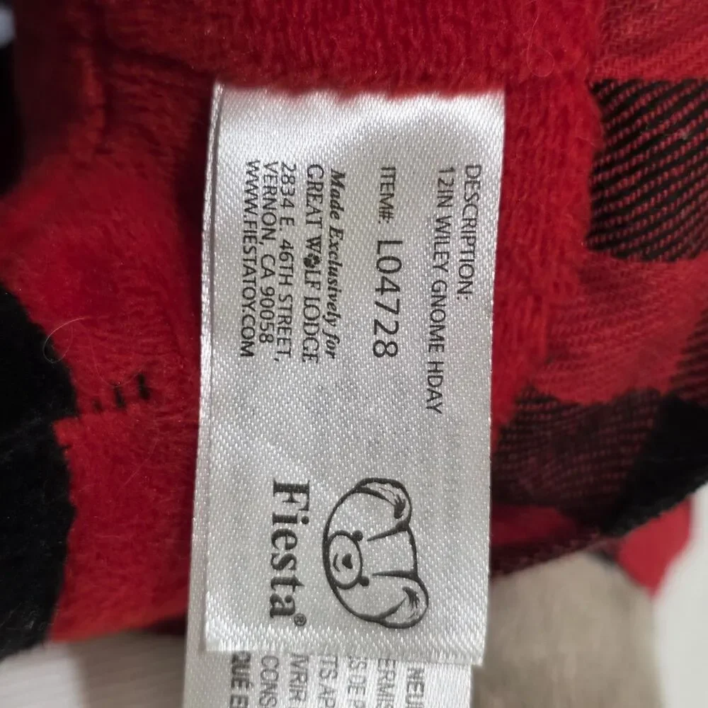 Great Wolf Lodge Wiley Gnome Holiday Plush Red and Black Plaid 12